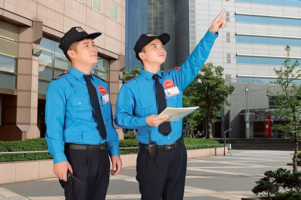 Tuyển bảo vệ ngân hàng Vietcombank mới nhất 2023 3 bảo vệ ngân hàng vietcombank