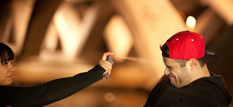 Cách đối phó với biến thái 2