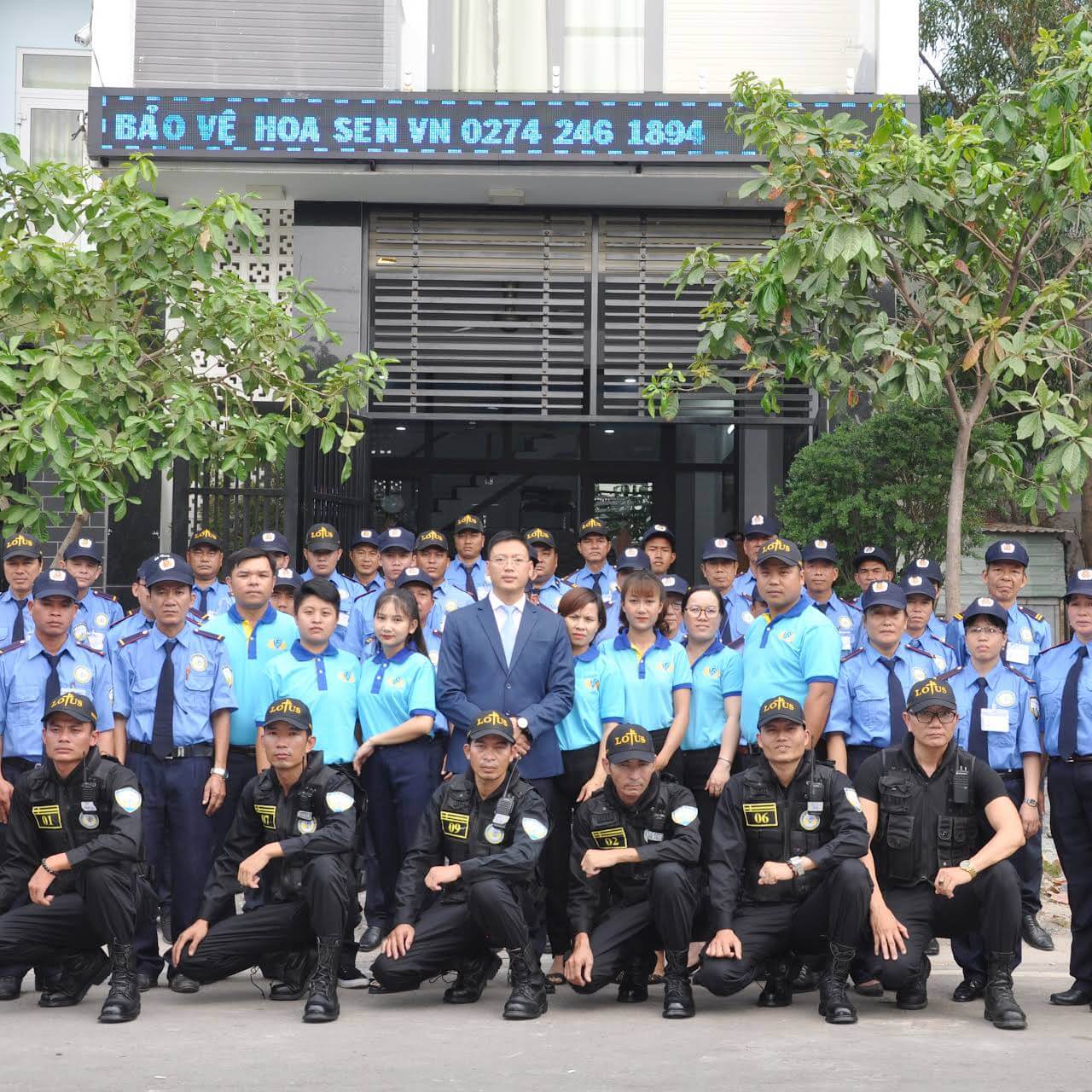 Bảo vệ Hoa Sen được khách hàng yêu thích và đánh giá cao Bảo vệ Hoa Sen được khách hàng yêu thích và đánh giá cao