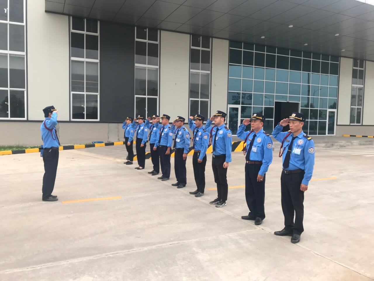 Bảo vệ Trung Đoàn nghiêm túc chấp hành nhiệm vụ Bảo vệ Trung Đoàn nghiêm túc chấp hành nhiệm vụ