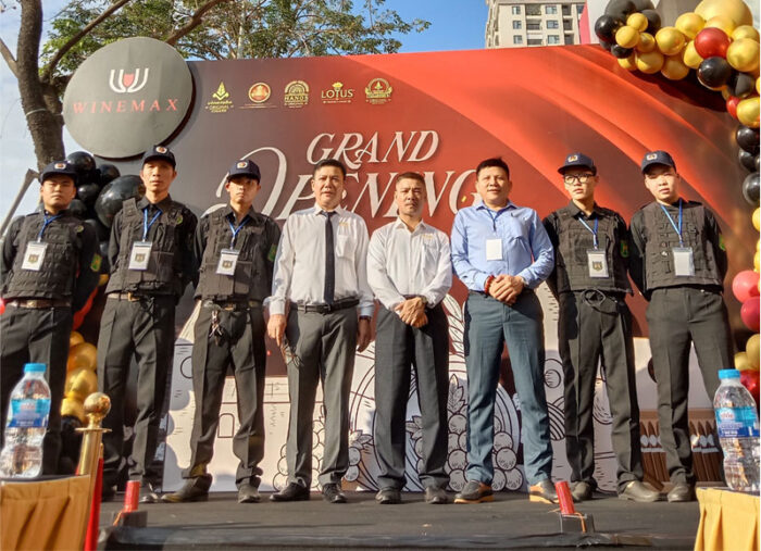 Công ty dịch vụ bảo vệ tại Huyện Trần Văn Thời 1