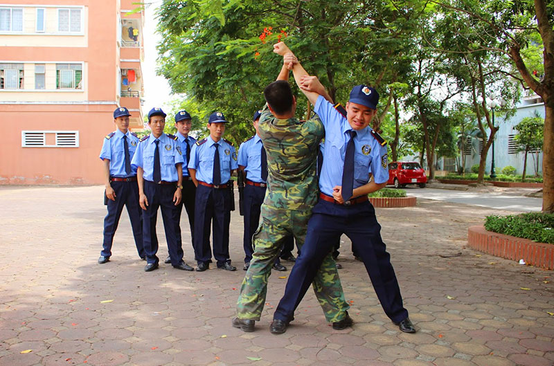 Dịch vụ bảo vệ trung tâm thương mại uy tín, chuyên nghiệp #1 8 dịch vụ bảo vệ trung tâm thương mại 8