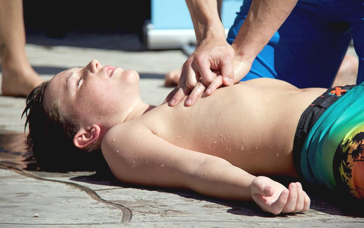 Đuối nước gây ra nhiều bệnh lý khác nhau cho cơ thể Đuối nước là gì và cách sơ cứu 2