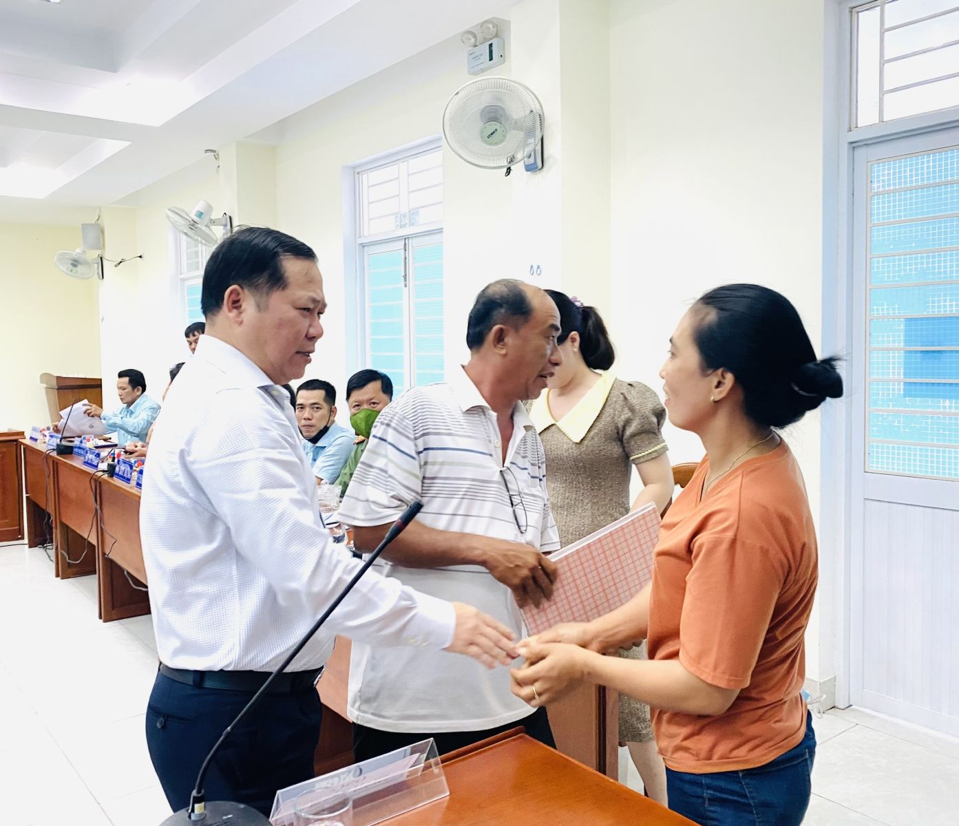 Thông tin địa chỉ và số điện thoại UBND Quận 6 - h1