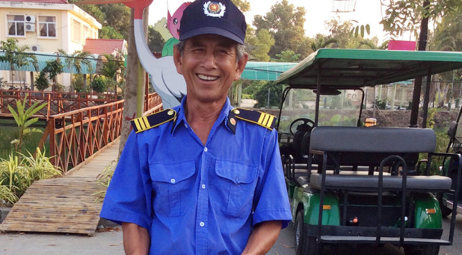 Tuyển bảo vệ lớn tuổi trên 50, 55, 60 tuổi tại TPHCM lương hấp dẫn 5 tuyển bảo vệ trên 50, 55, 60 làm ngay